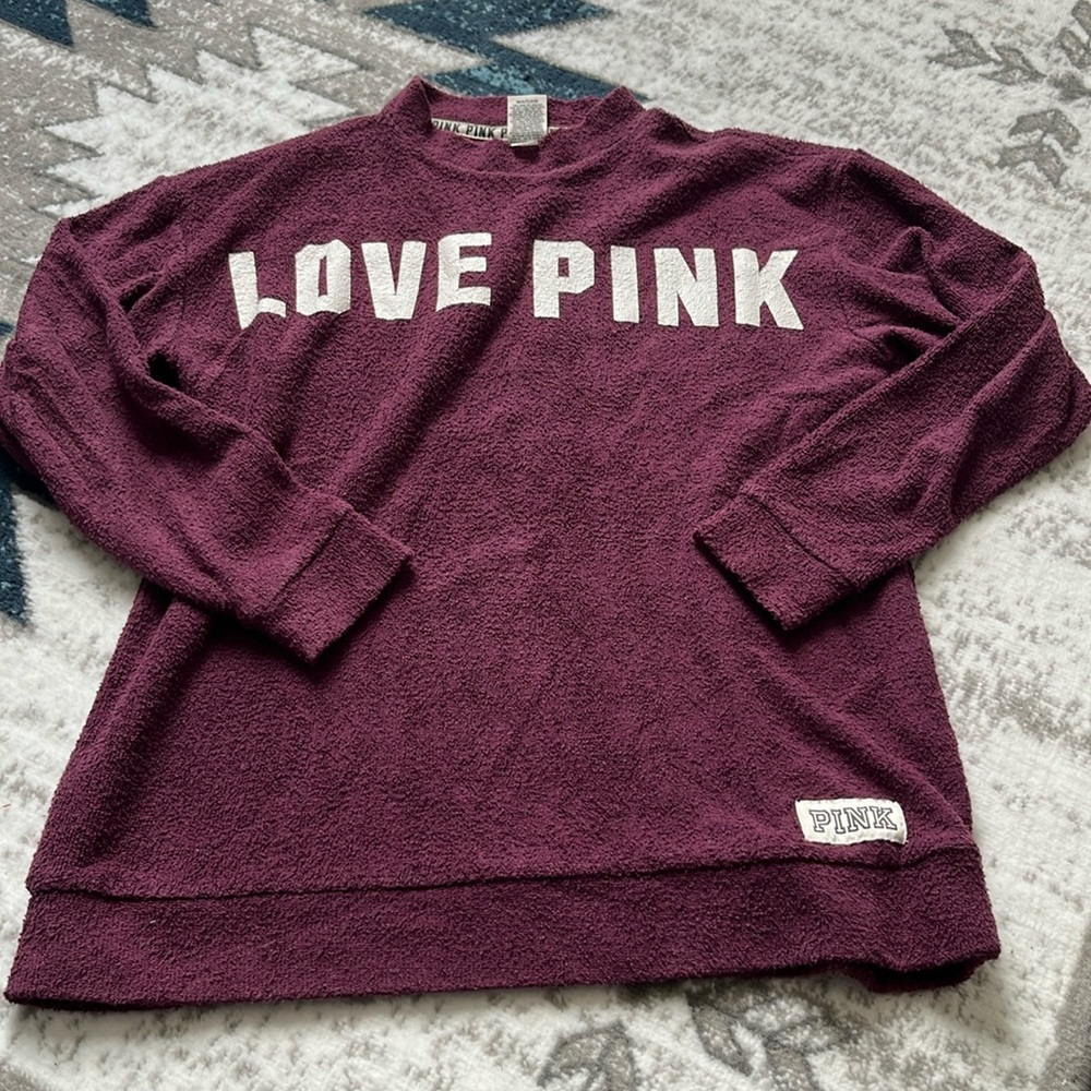 VS sweater